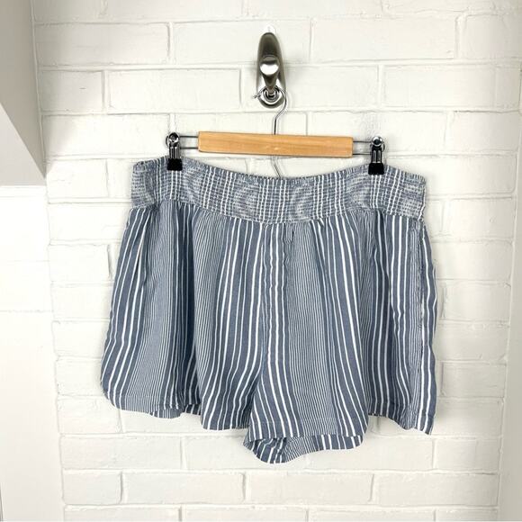American Eagle Flowy Stripe Pull On Casual Shorts Size XL - Picture 2 of 9